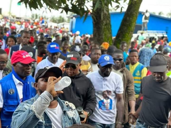 Image gallery marquee